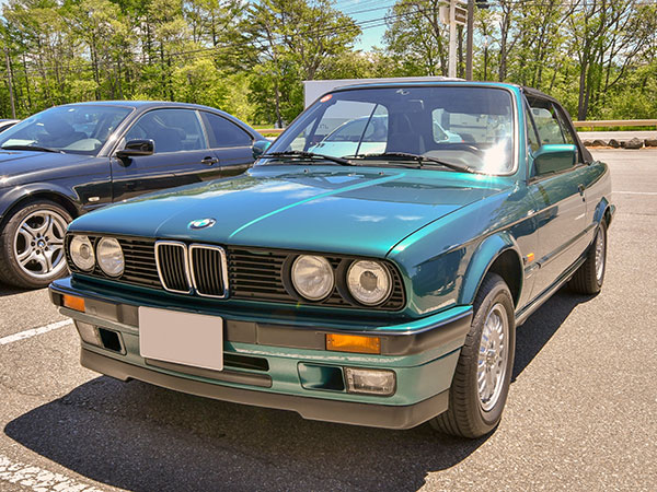 BMW E30 320iC