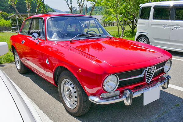 アルファロメオ 1300GT ジュニア