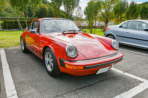 ポルシェ911カレラ